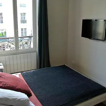 Apartment In The Very Heart Of The Quartier Latin